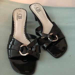 Black flats. Size 9W